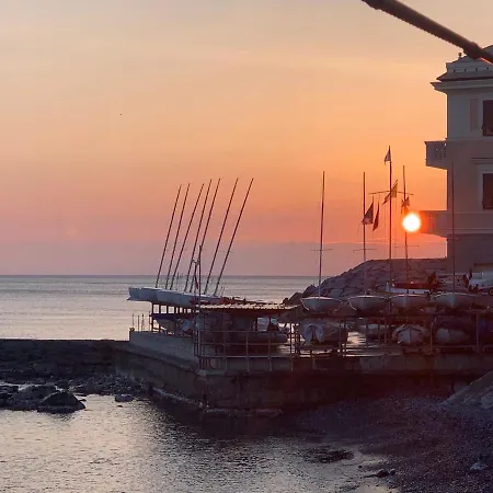 La Bruna Sul Mare 公寓